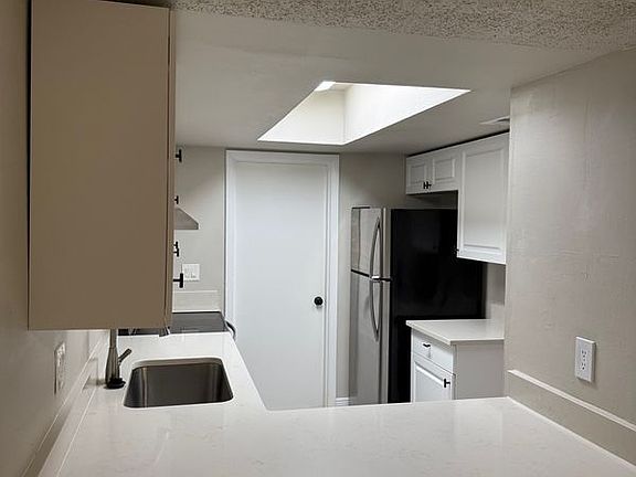 4th image of 1425 Croftwood Dr