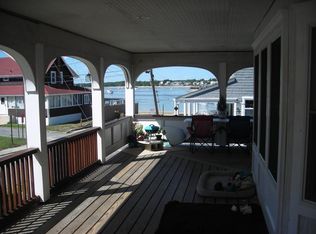 4 Hammond St, Buzzards Bay, MA 02532