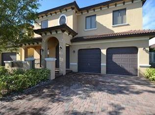 23140 SW 104 Ave, Miami, FL 33190