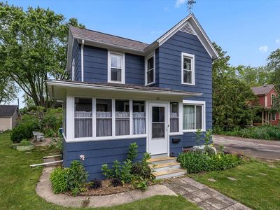 31 S Jackson St, Batavia, IL, 60510
