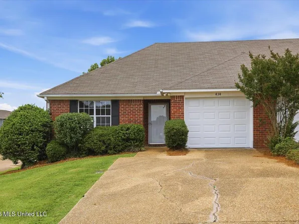 434 Woodlake Ln, Brandon, MS 39047