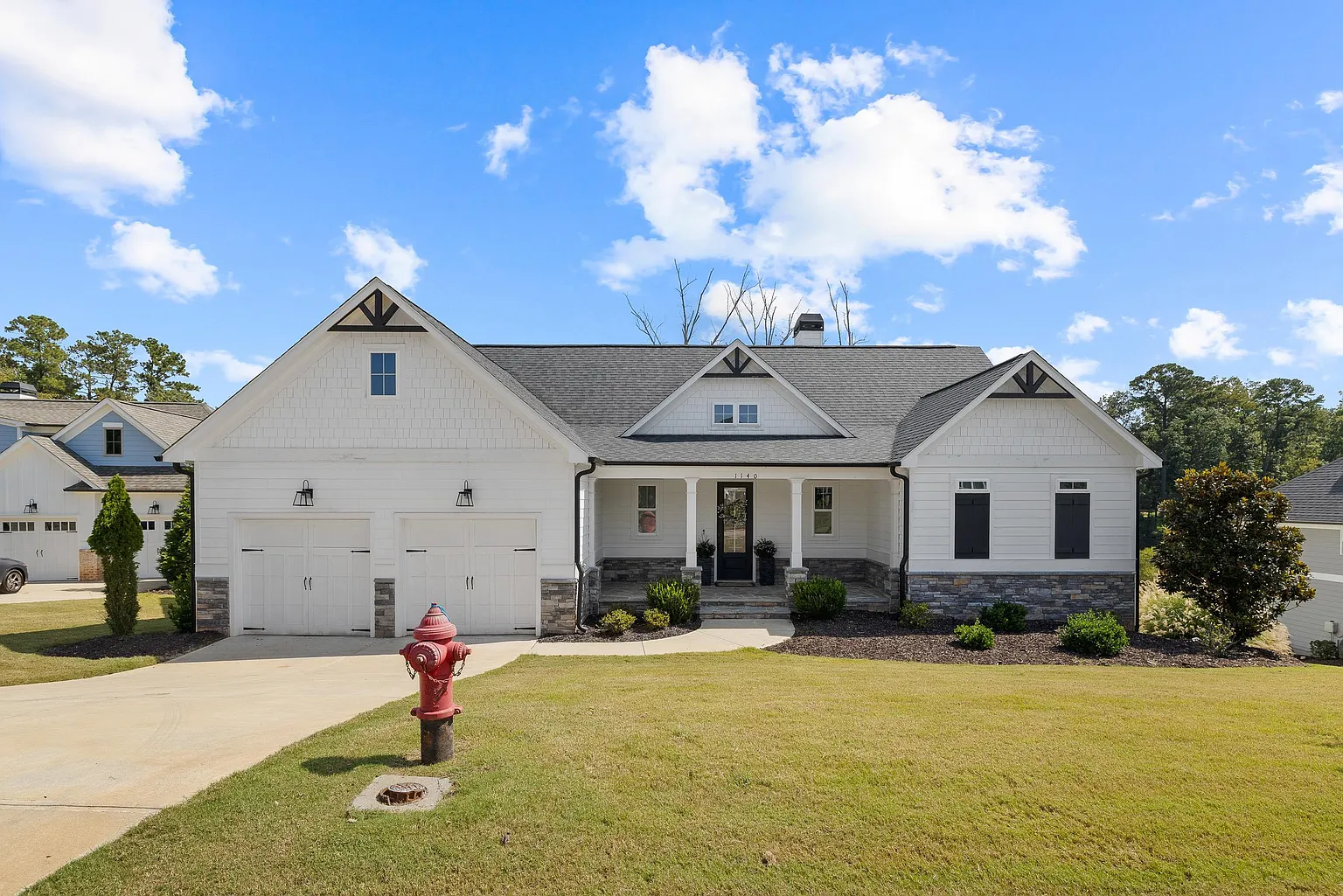 1140 Hidden Hills Cir photo 1