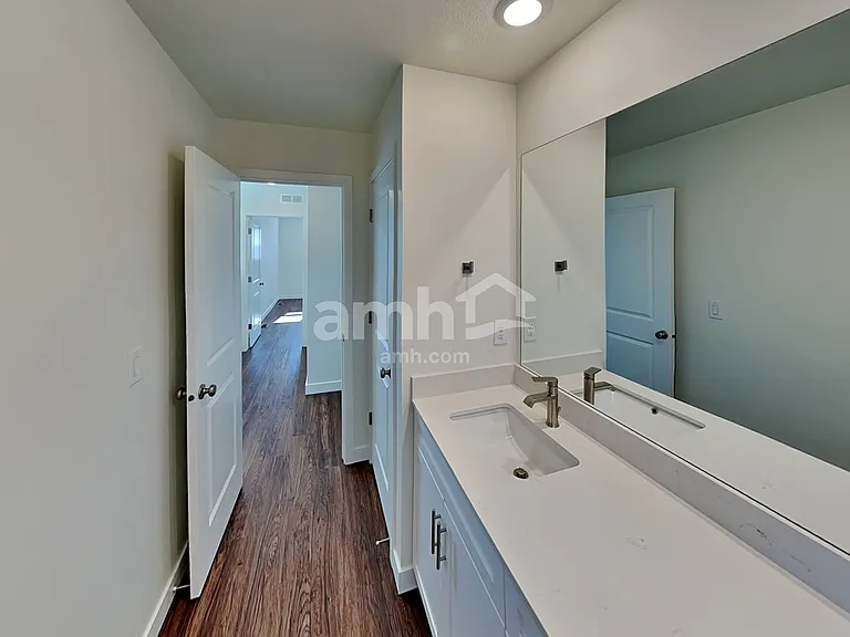 3571 N Caitlyn St — Photo 12