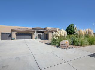 6639 Sujeto Rd NW, Albuquerque, NM 87120