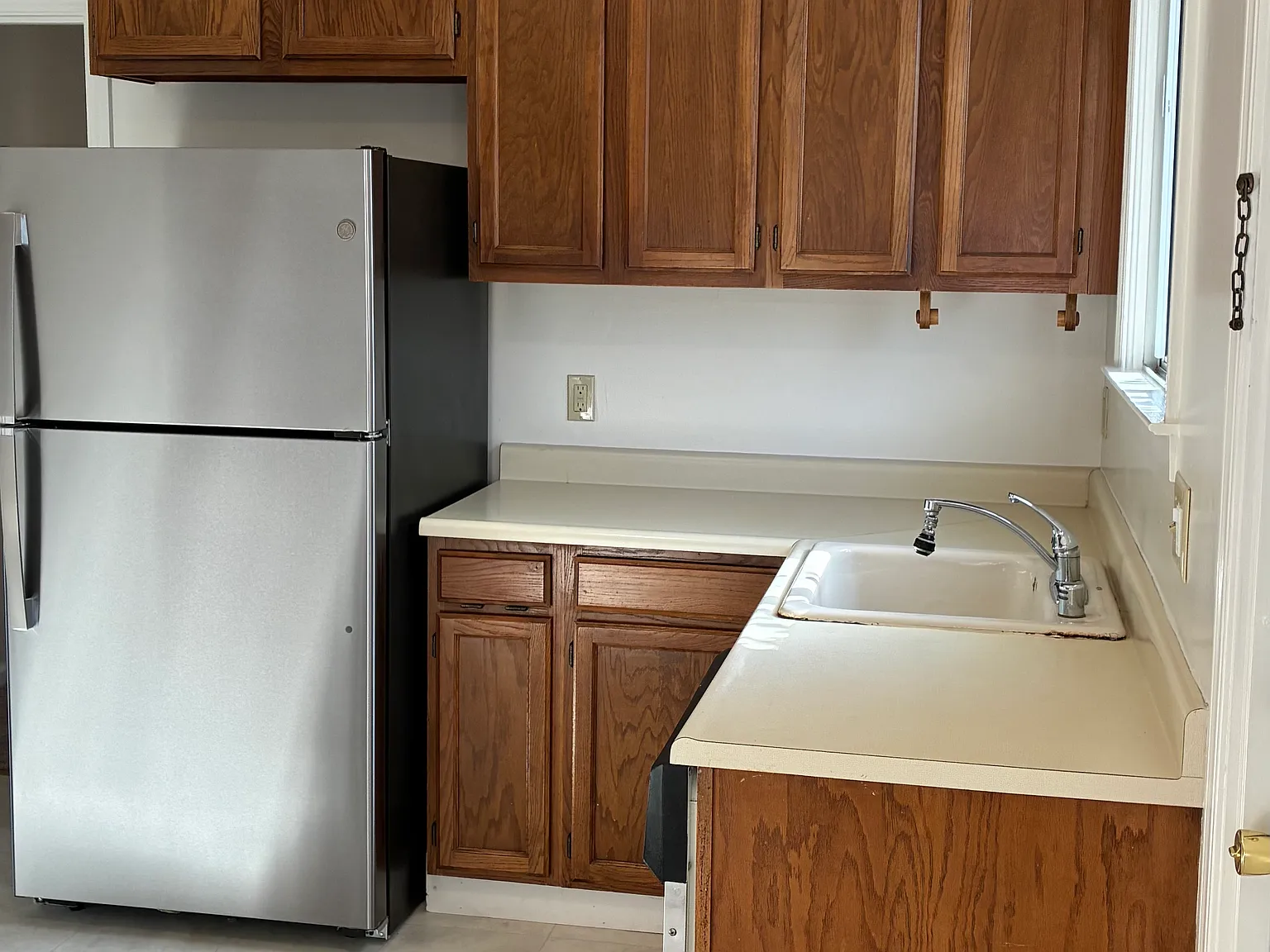 2 bed, 1250 sqft, $3,700 — Photo 4