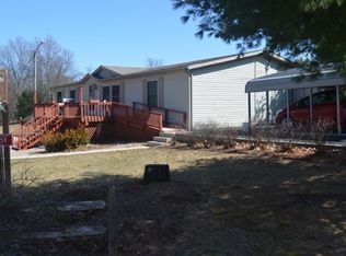 2858 3rd Ave, Oxford, WI 53952