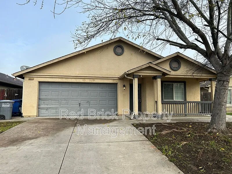 2317 Florence Ave photo 1
