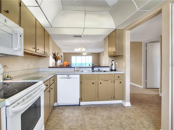 4th image of 1776 6th St NW APT 402
