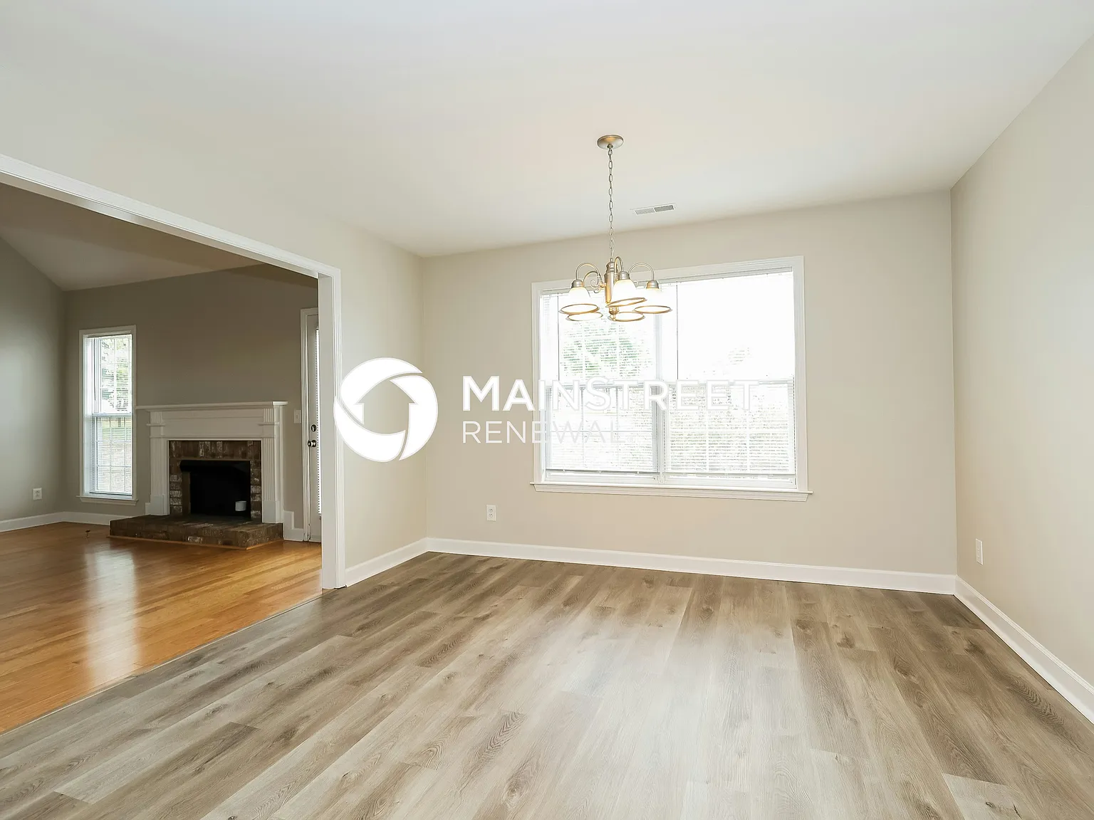 2274 Dewey Dr — Photo 4