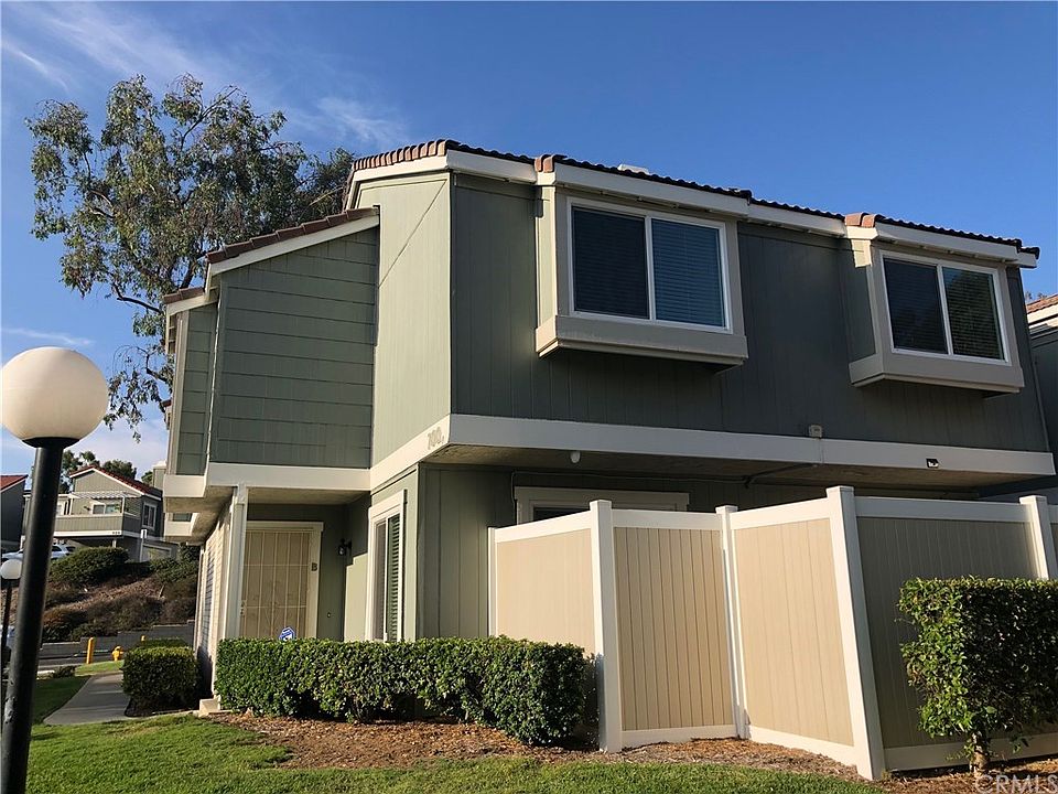 1st image of 700 Golden Springs Dr Unit B