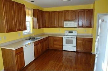 5th image of 8030 Alloway Ln