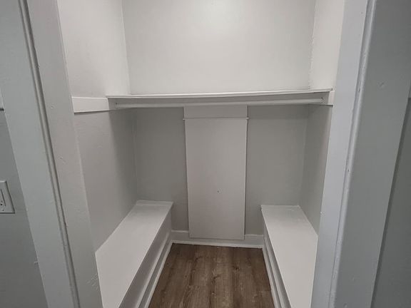 3rd image of 43 School St #3