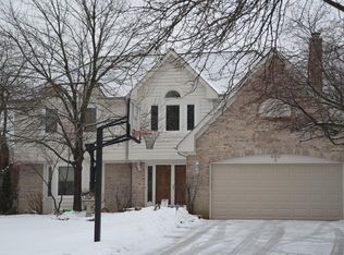 480 Thorndale Dr, Buffalo Grove, IL 60089
