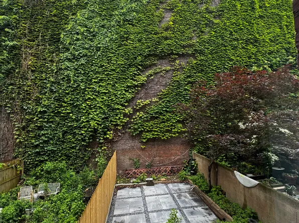 269 Alexander Avenue image 31 of 39