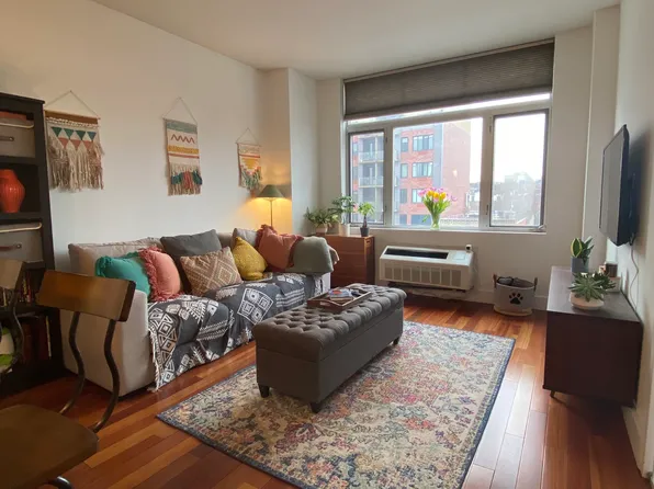 251 7th St APT 6C, Brooklyn, NY 11215