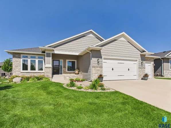 4205 S Poppies Ave, Sioux Falls, SD 57110