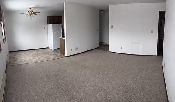 Living room, dinning room