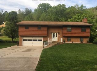 4946 Washington St W, Cross Lanes, WV