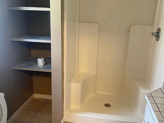 5th image of 368 Cannon Dr Unit A
