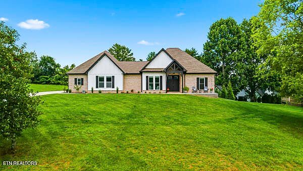 1st image of 2531 Red Wing Way