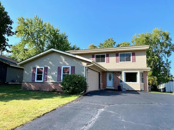 103 Cernan COURT, Mukwonago, WI 53149