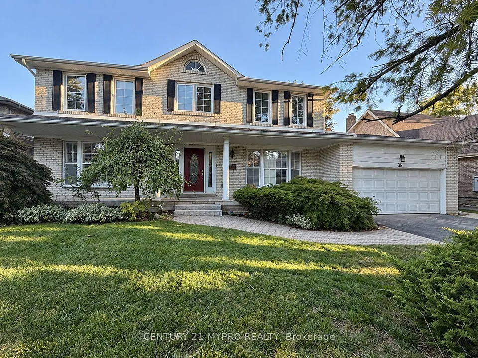 35 Forest Park Cres #LOWER