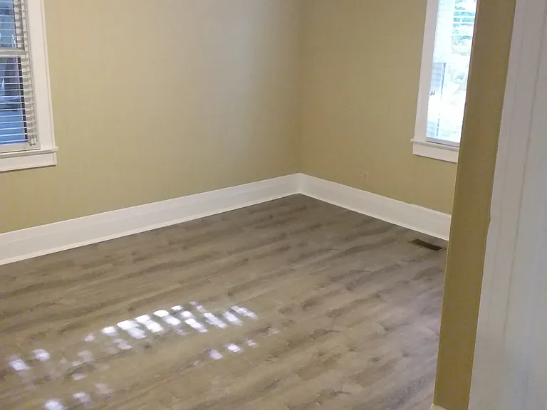 512 Belmont St — Photo 7