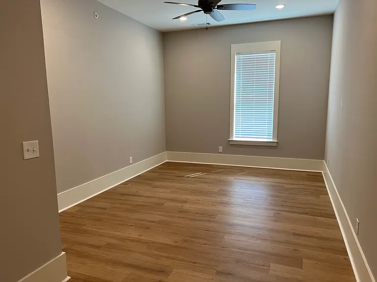 4134 N Swann St #4134 — Photo 4