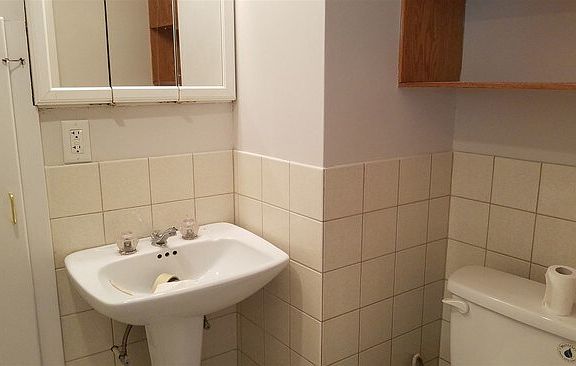 3rd image of 2524 W 47th Ter