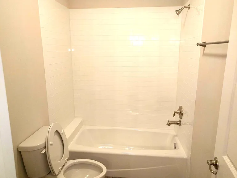 1829 Ashley Hall Way — Photo 27