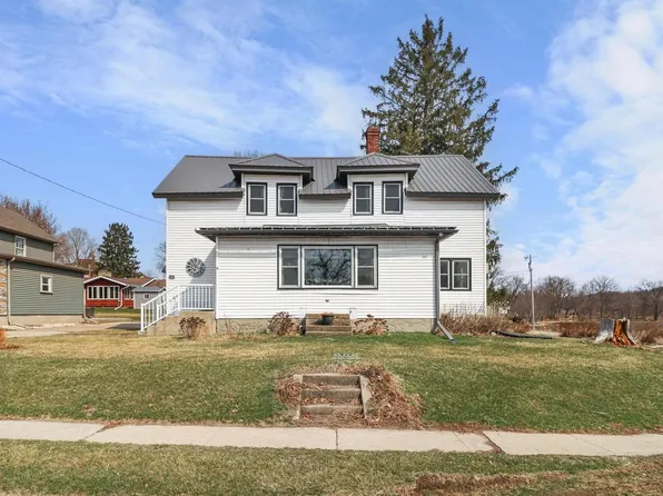207 Water Street, Blanchardville, WI 53516