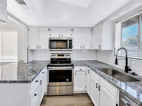 414 E BRUCE Avenue #B, Gilbert, AZ 85234