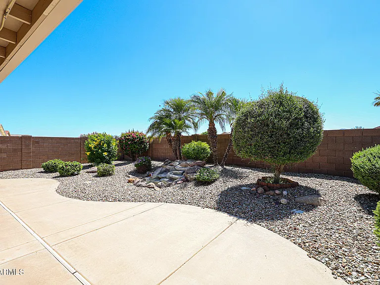 18100 N Coconino Dr — Photo 4