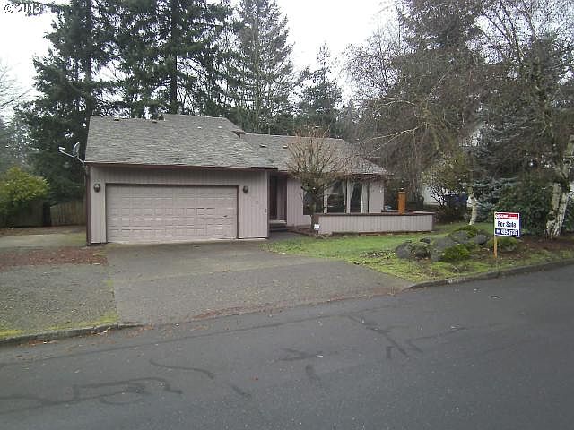 1st image of 11805 SE Riveridge Dr