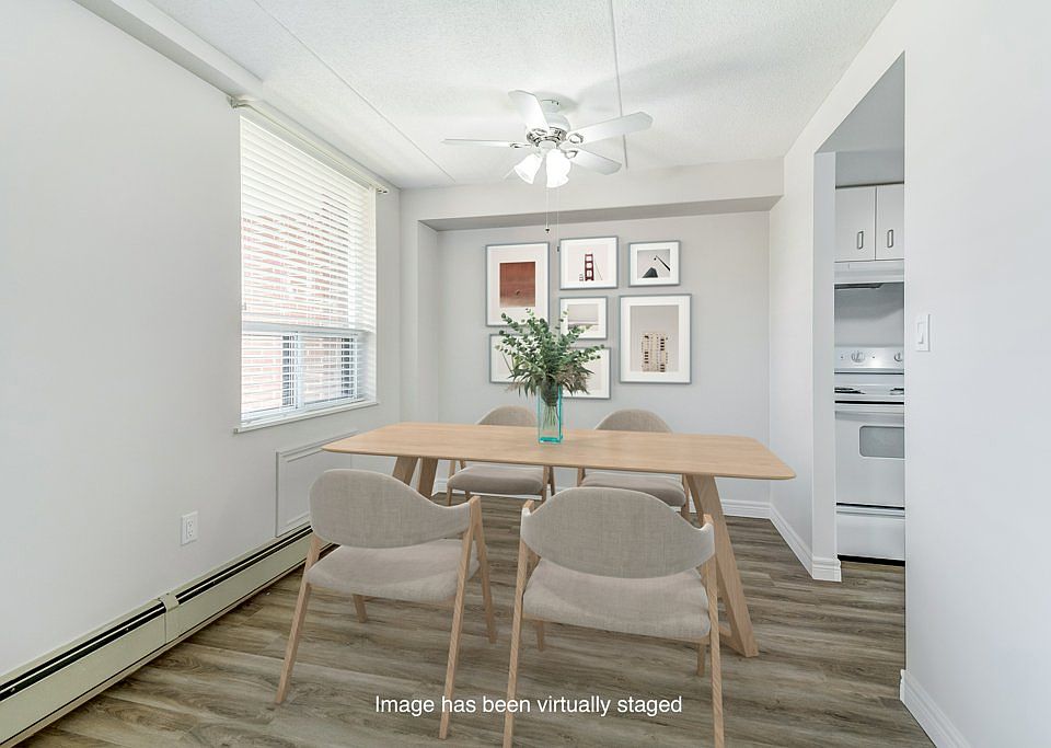 1st image of 70 Queen St #407