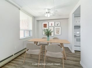 70 Queen St #408, Tillsonburg, ON N4G5N5