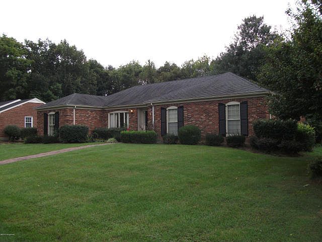 1st image of 400 Fellswood Pl