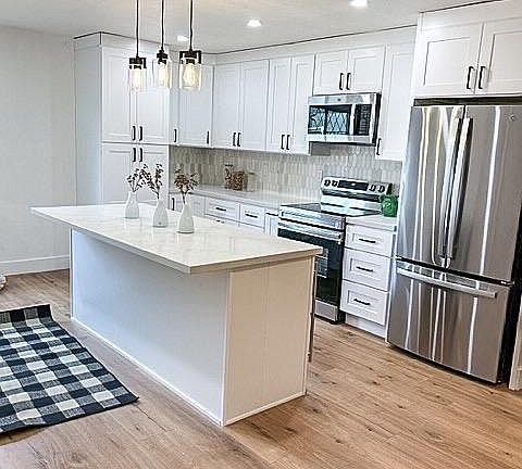 2nd image of 3037 Piedmont Avenue