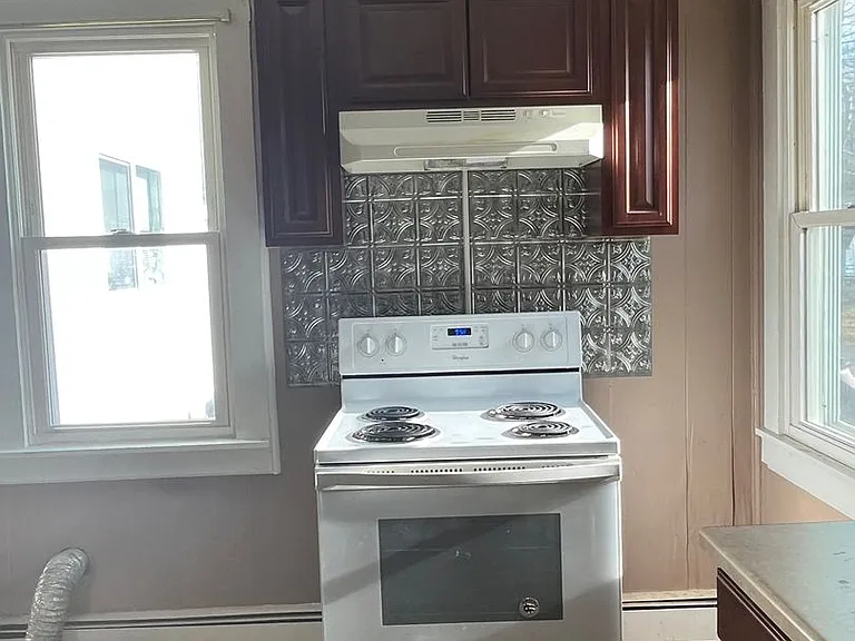 734/736 Gino Merli Drive — Photo 5