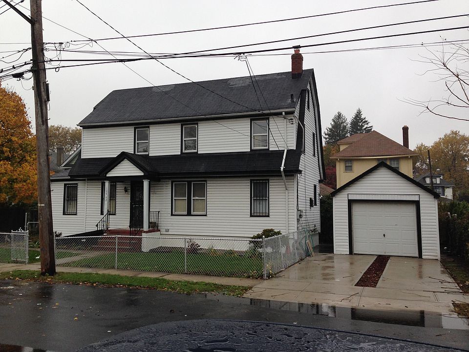 BIG 1 FAMILY HOUSE
