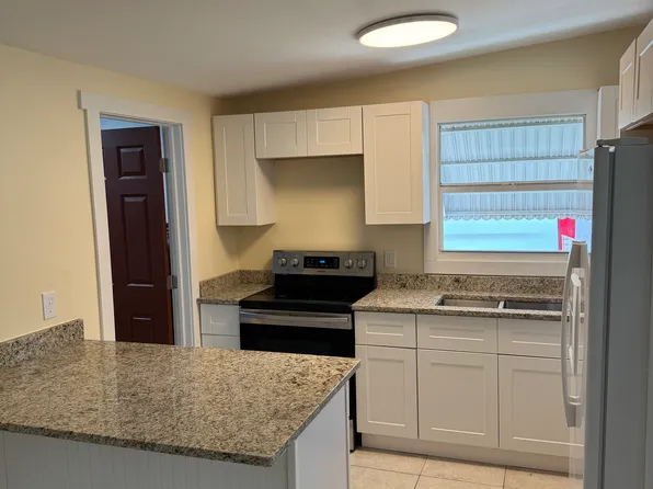 10580 112th Ave, Largo, FL 33773