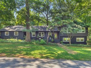 110 Stone Lake Dr, Greenville, SC 29609