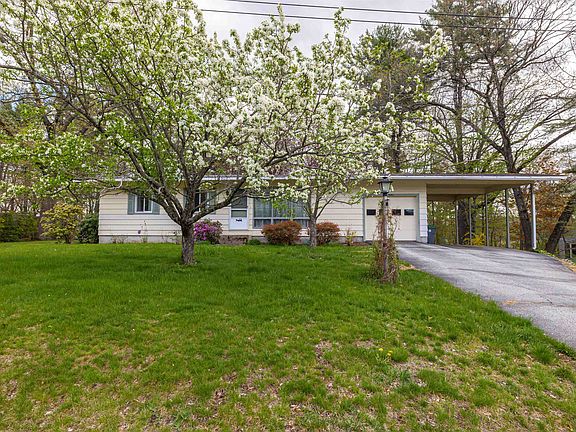 3rd image of 12 Birch Hill Road