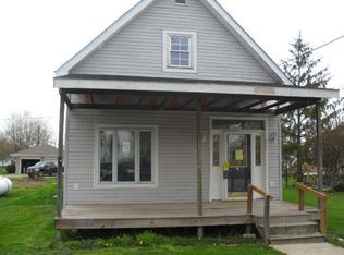 204 N Elm St, Kempton, IN 46049