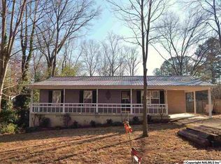 1416 3rd St NE, Arab, AL 35016