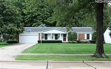 1st image of 33385 Wagon Wheel Dr