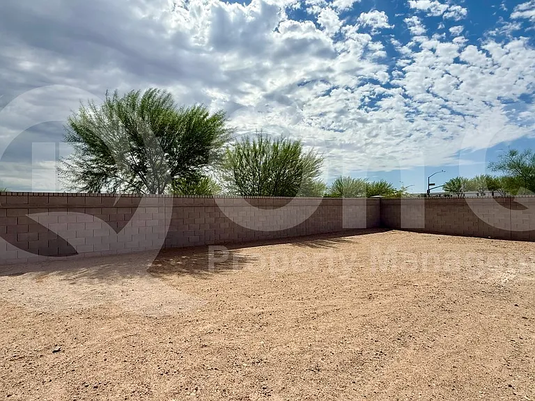 4422 W Hunter Trl — Photo 25