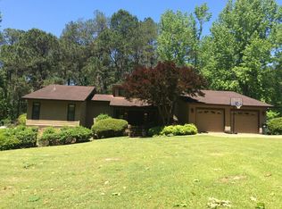 2415 Arrowhead Rd, Alexander City, AL 35010