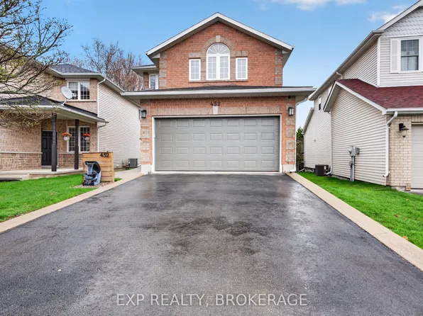 452 Conservatory Dr, Kingston, ON K7M 9C8