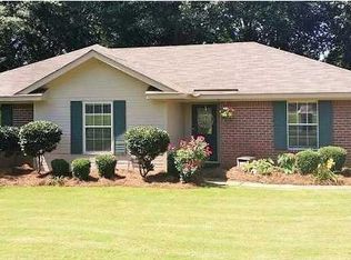 3306 Browns Rd, Millbrook, AL 36054